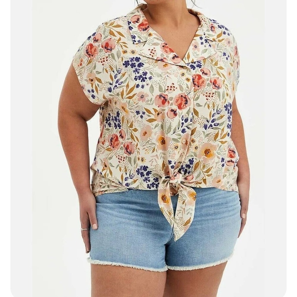 Torrid Dolman Tie Front Button Down Blouse Challis Floral Sand Size 4 4X